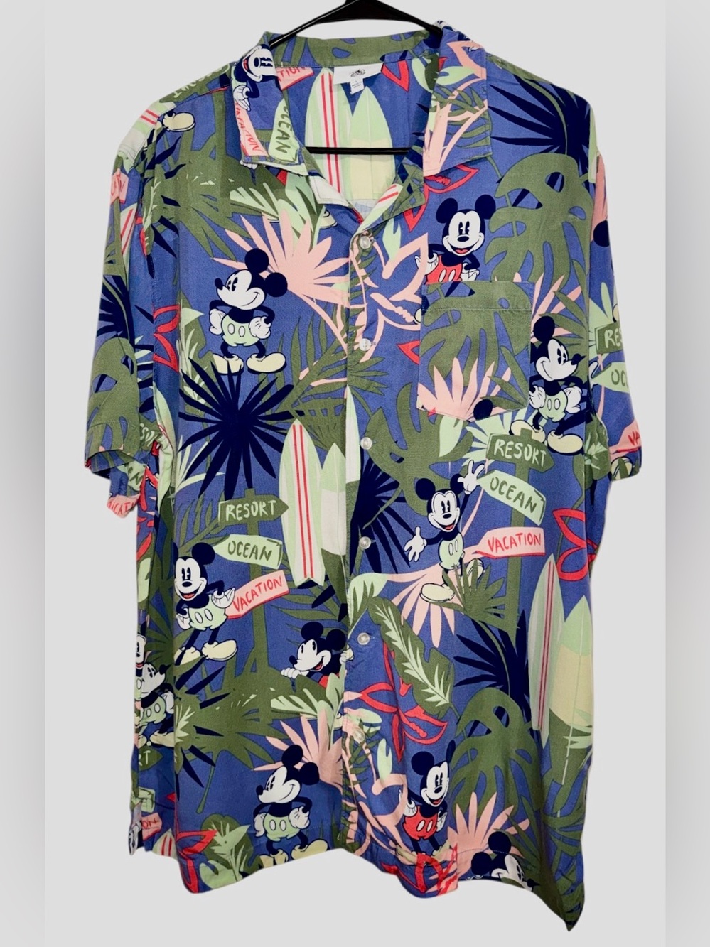 Disney Short-Sleeve Surf tropical Hawaiian Shirt - Blue, Green men’s large